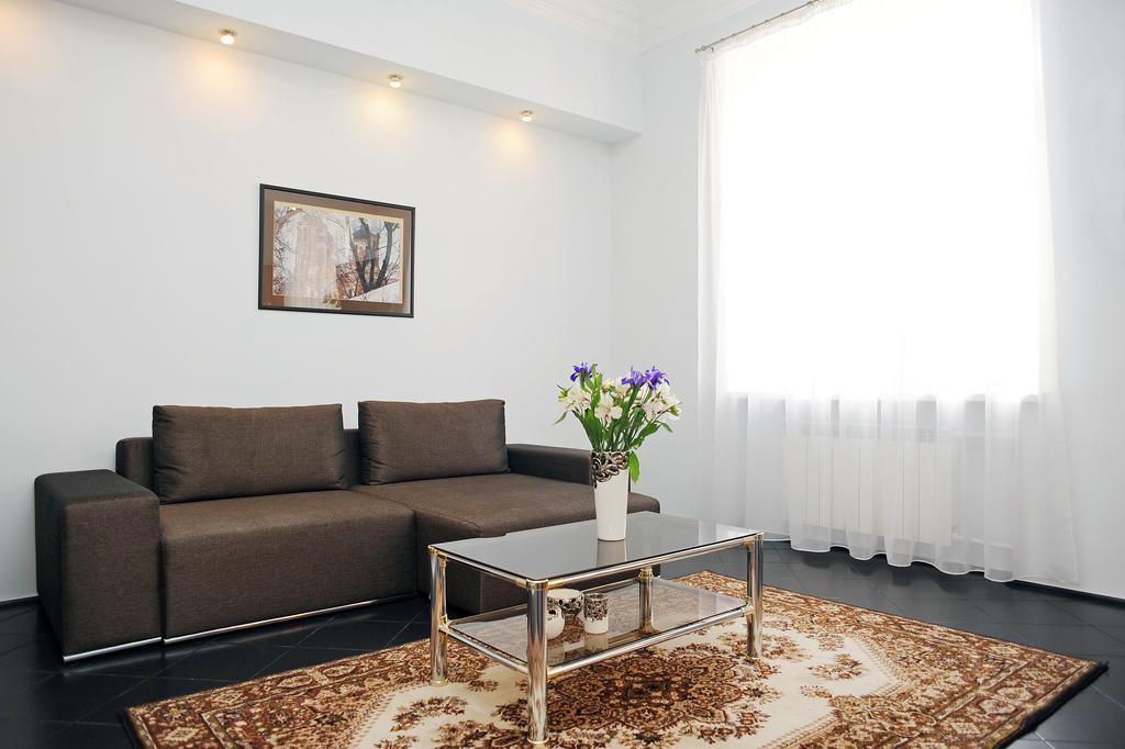 Premium Rent in Kiev Centre - Kiev Appartement Buitenkant foto